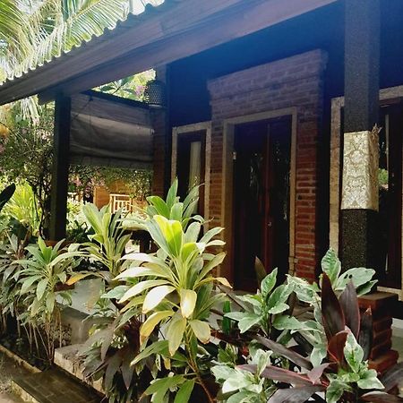 페무테란 La Paparrucha Bali B&B 외부 사진